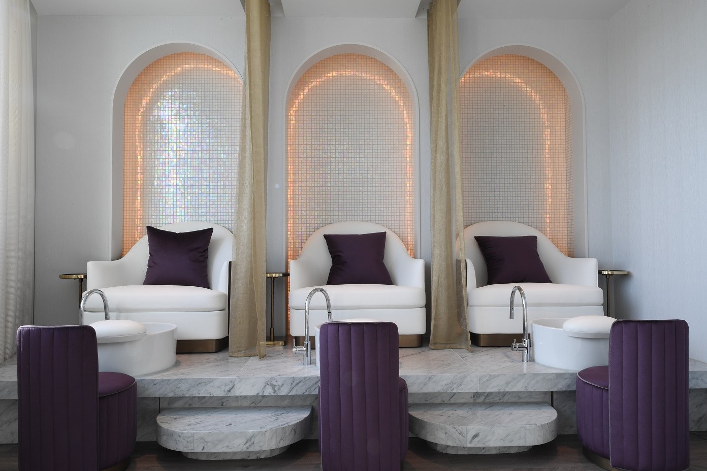 Nail bar at Crown Sydney best-spas-australia-crown-sydney-ute-junker