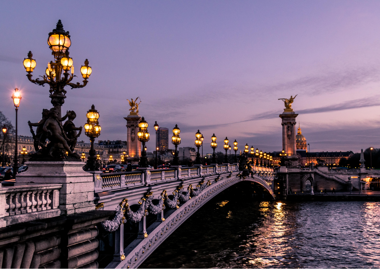 leonard-cotte-R5scocnOOdM-unsplash paris-france-leonard-cotte-unsplash-ute-junker
