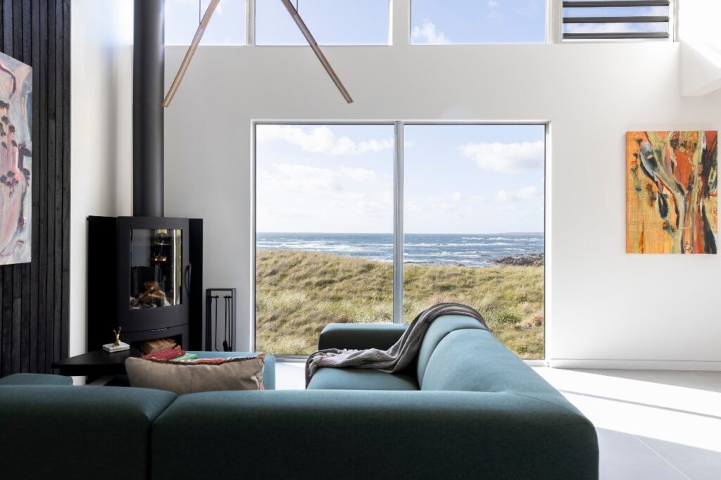 Kittawa Lodge: a sophisticated retreat in rustic surroundings kittawa-lodge-luxury-king-island-ute-junker