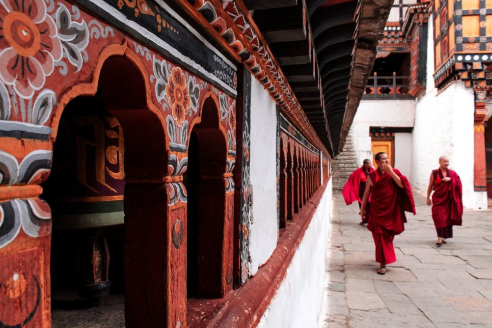 bhutan-monastery-umma-desai-unsplash-ute-junker