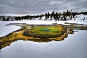 yellowstone-national-park-geothermal-winter-ute-junker