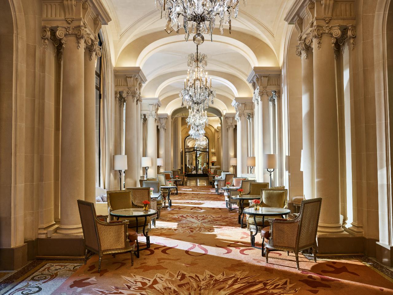 hotel-plaza-athenee-la-galerie-ute-junker